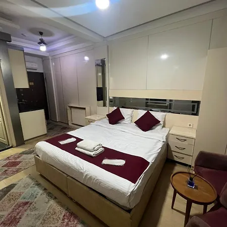 Taksim Pera Premium Gold * İstanbul