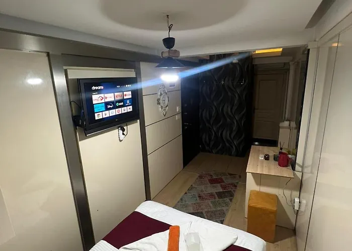 Taksim Pera Premium Gold Hotel *