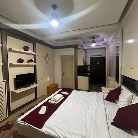 Taksim Pera Premium Gold