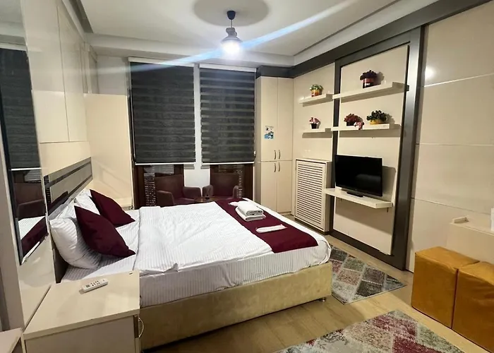 Taksim Pera Premium Gold * İstanbul